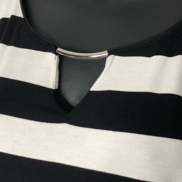 WHITE HOUSE BLACK MARKET striped keyhole top | S - Picture 7 of 7